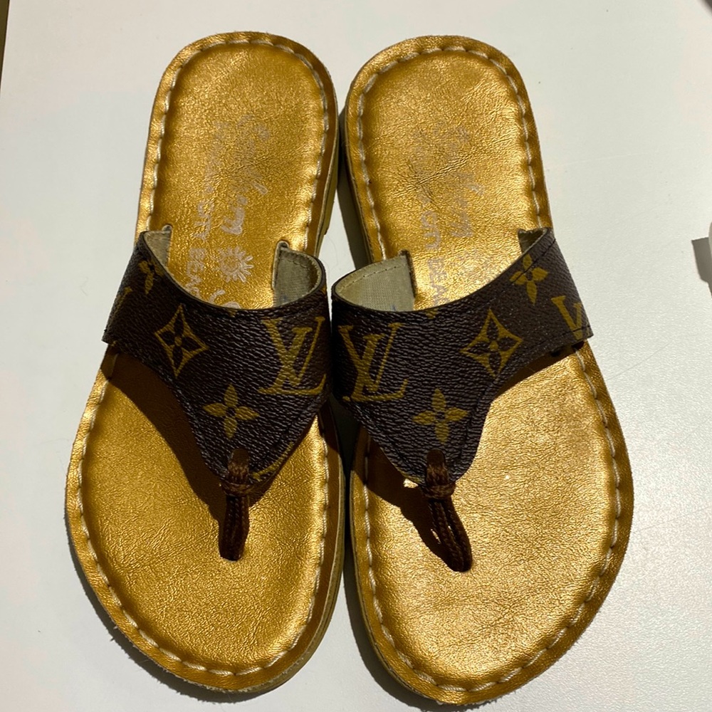 Flip flops